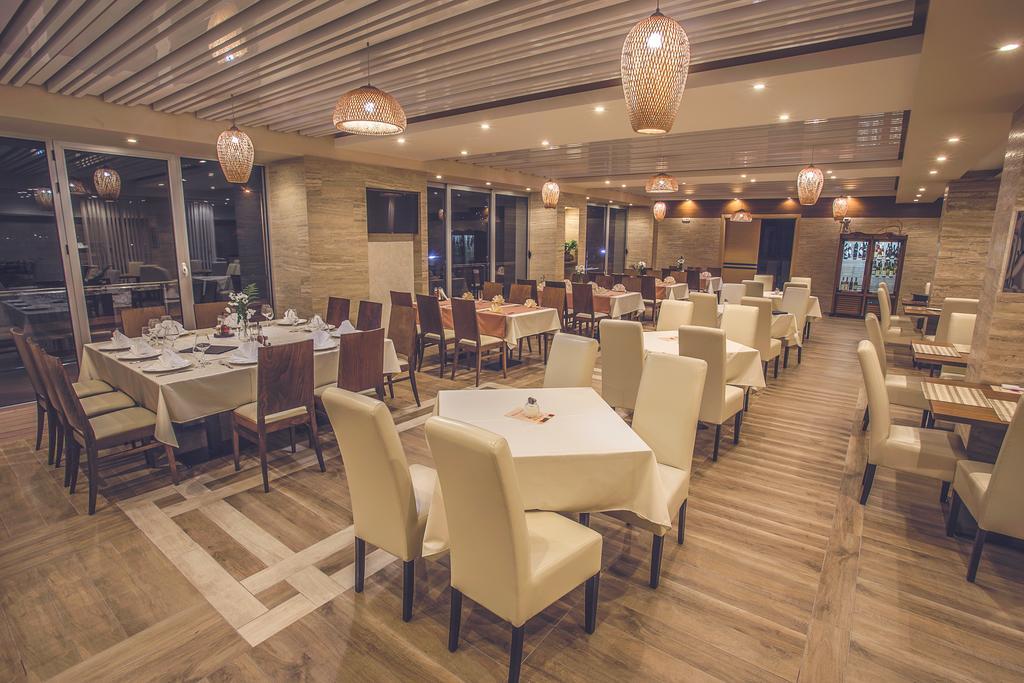 Hotel Franca Bar Ngoại thất bức ảnh